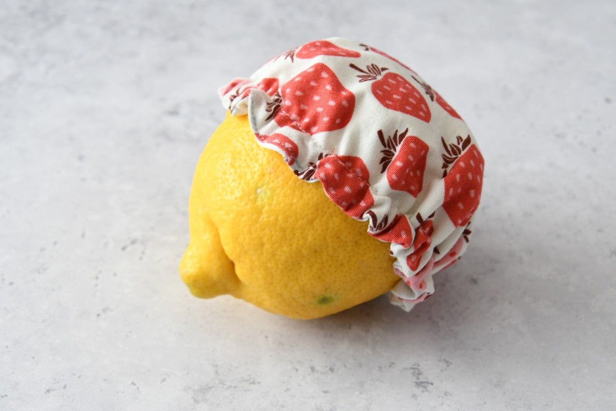 Schüsselhaube - Erdbeeren