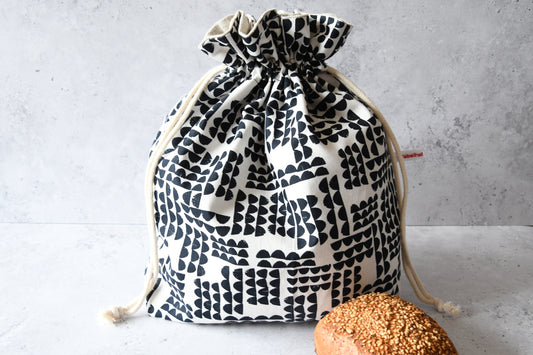 Handgenähter 3-in-1 Brotbeutel "Lea" aus Baumwolle und Innenfutter aus Leinen von Fabelhaftewerkstatt.