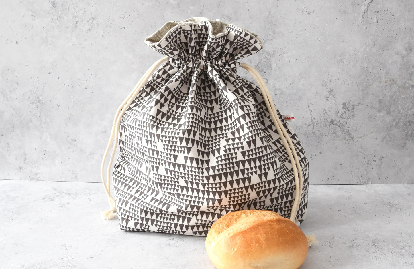 Handgenähter 3-in-1 Brotbeutel "Mia" aus Baumwolle und Innenfutter aus Leinen von Fabelhaftewerkstatt.