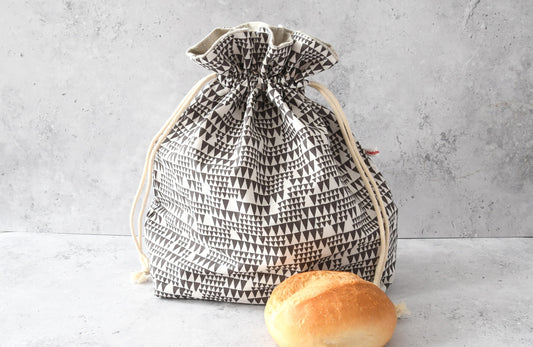 Handgenähter 3-in-1 Brotbeutel "Mia" aus Baumwolle und Innenfutter aus Leinen von Fabelhaftewerkstatt.