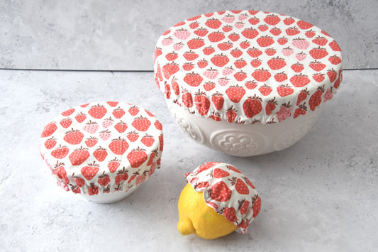 Schüsselhaube - Erdbeeren