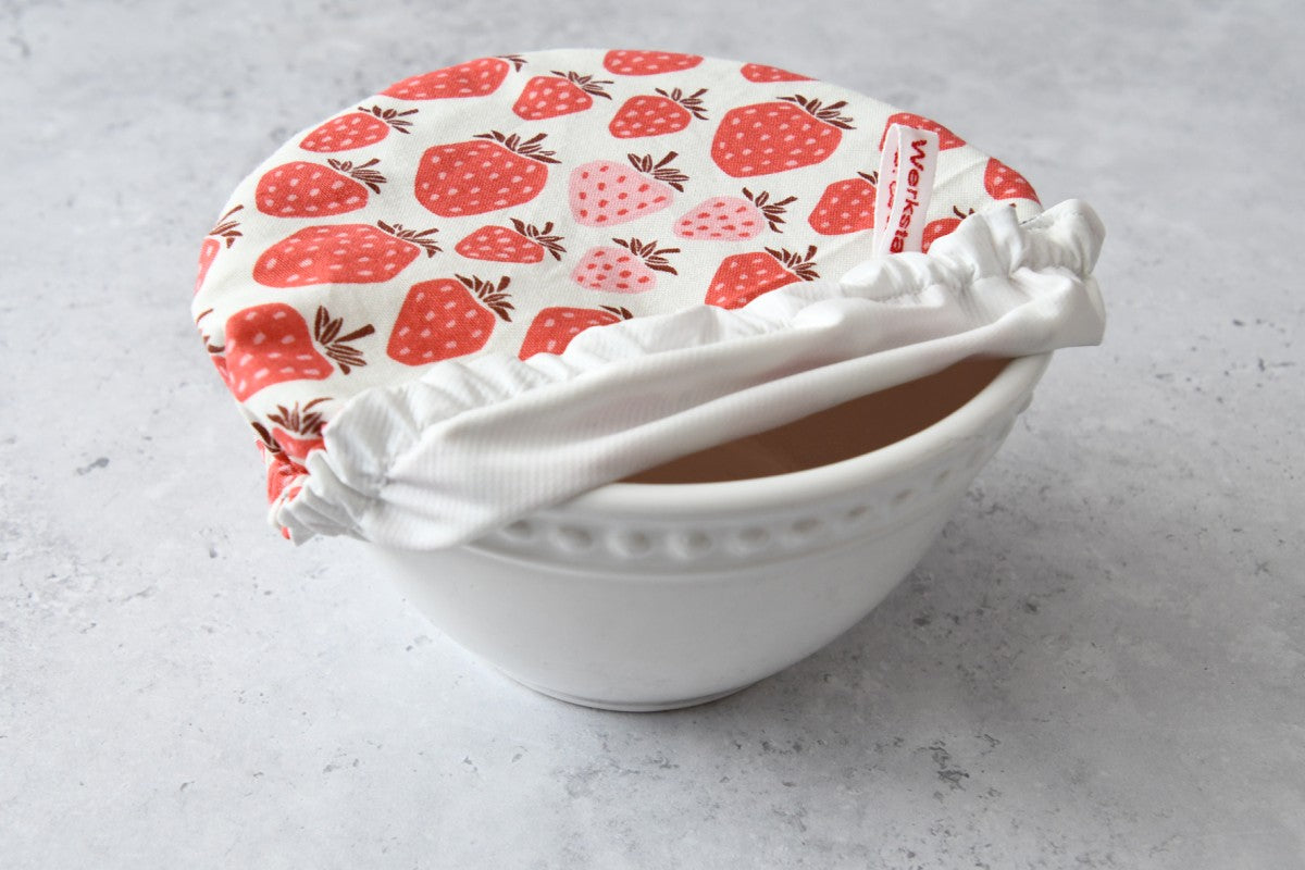Schüsselhaube - Erdbeeren