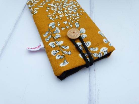 Handytasche "Pflanzen auf senfgelb"
