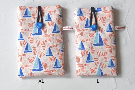 Handytasche "Blaue Segelboote"