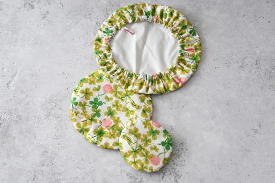 Schüsselhaube "Grashüpfer im Klee"