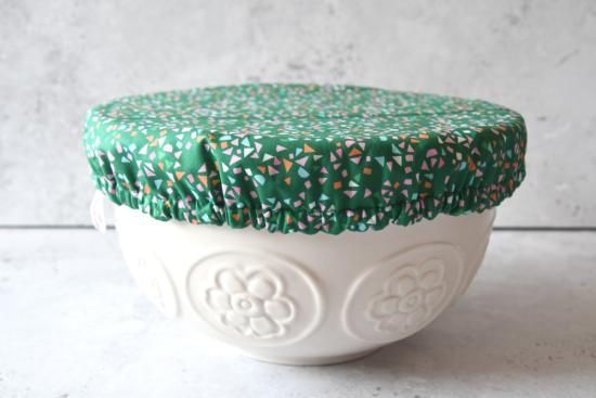 Preview: Schüsselhaube "Bunte Dreiecke"