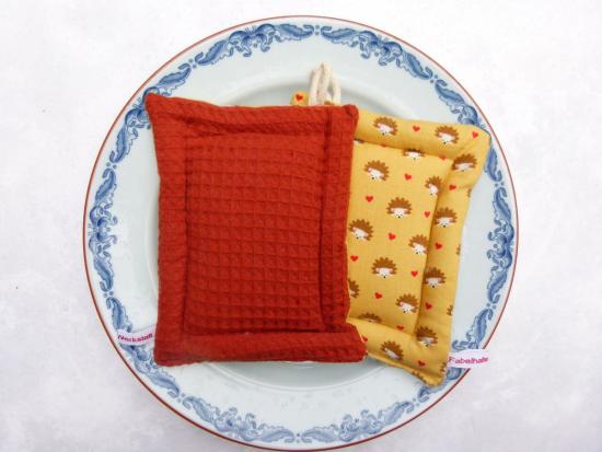 Spülschwamm, Scheuerschwamm,  2er Set - "Kleine Igelchen auf senfgelb"