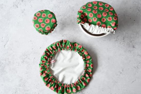 Preview: Schüsselhaube "Tomaten auf grün"