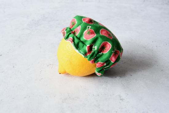 Schüsselhaube "Tomaten auf grün"