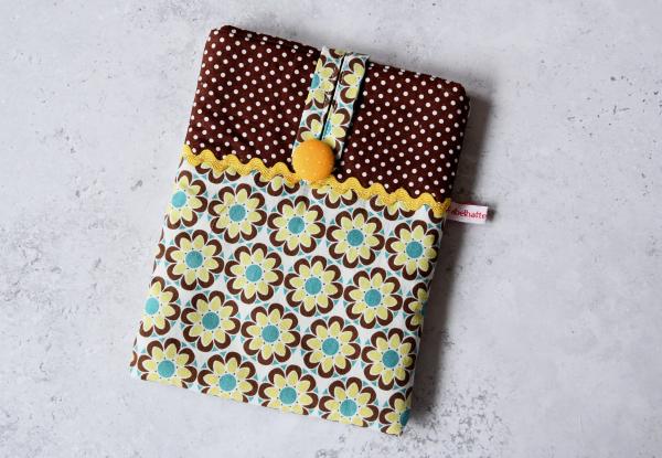 eBook-Reader-Tasche "Retroblumen mit braun"