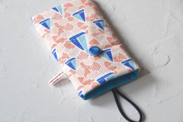Handytasche "Blaue Segelboote"