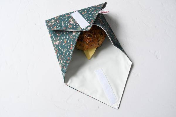 Sandwich-Wrap "Blümchen auf petrol"