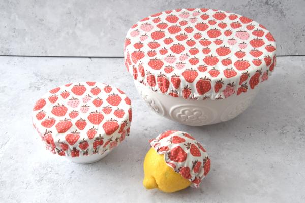 Schüsselhaube "Reife Erdbeeren"