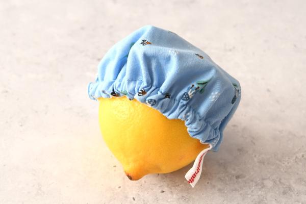 Schüsselhaube "Margarite blau"