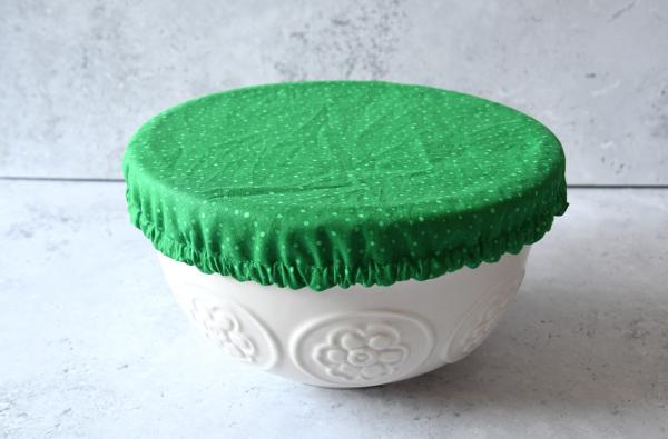 Schüsselhaube "Green dottie"