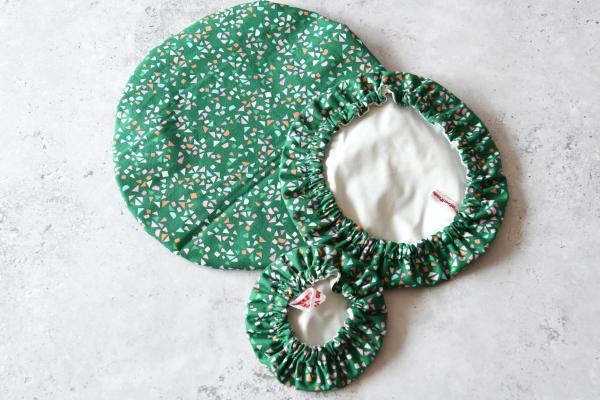 Schüsselhaube "Bunte Dreiecke"