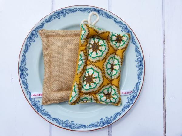 Spülschwamm, Scheuerschwamm, Küchenschwämme (2-er Set) - "Retroblumen auf senfgelb"