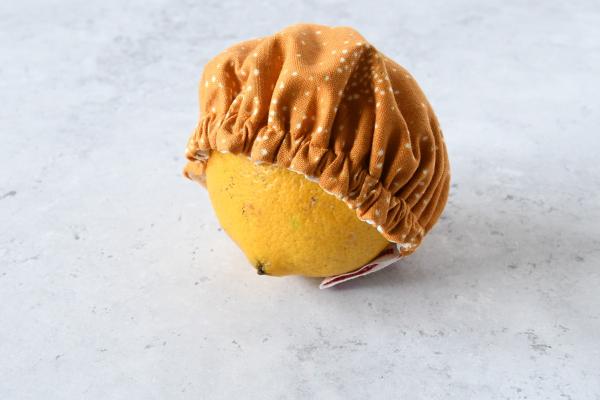 Schüsselhaube "Glitter auf curry"